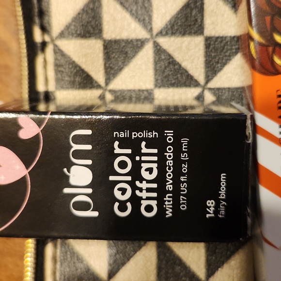 Makeup bundle with Etsy makeup bag - Picture 4 of 7